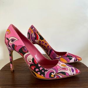 Manolo Blahnik Spring Paisley Print Heels